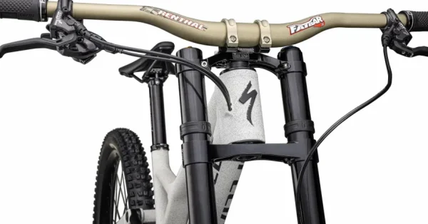 Outlet Demo Race Downhill·Demo